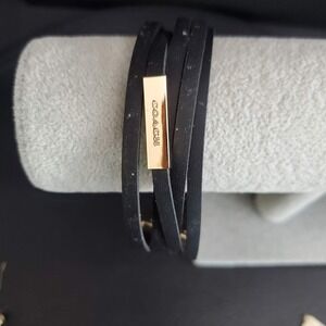 Coach Black Leather Multi Wrap Bracelet Gold‎ Tone Logo Bar Hardware Accessory